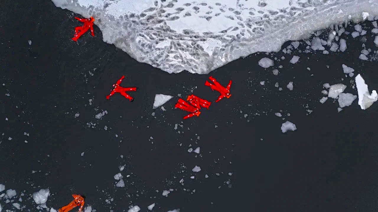 Ice Floating 3